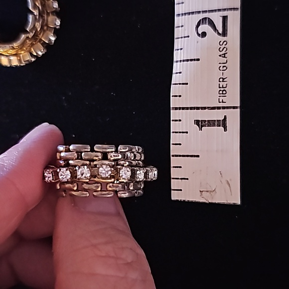 Vintage Gold Plated and Rhinestone Screw On Earrings🍀13 - Picture 4 of 4